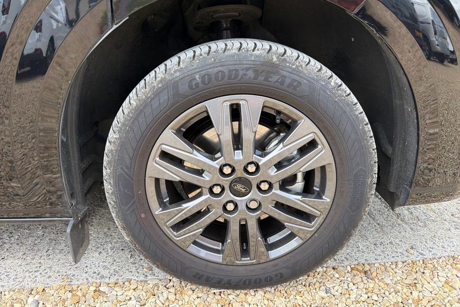 Used Ford TRANSIT CUSTOM MT75FFB 19