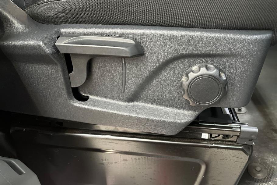 Used Ford TRANSIT CUSTOM WO25ULR 39