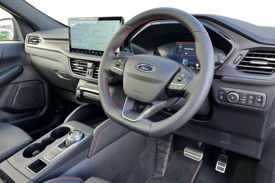 Ford KUGA Photo autoimg-1fc38ea8146b8048104f5f6739184e63ec4298bc.jpg