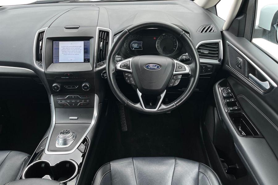Ford S-MAX Photo autoimg-1fc636ab542d344407b1707a63ae14d191de21b7.jpg