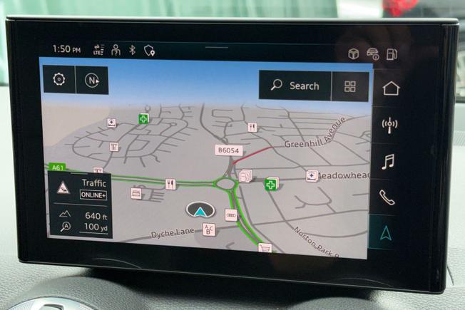 Audi Q2 Photo 14