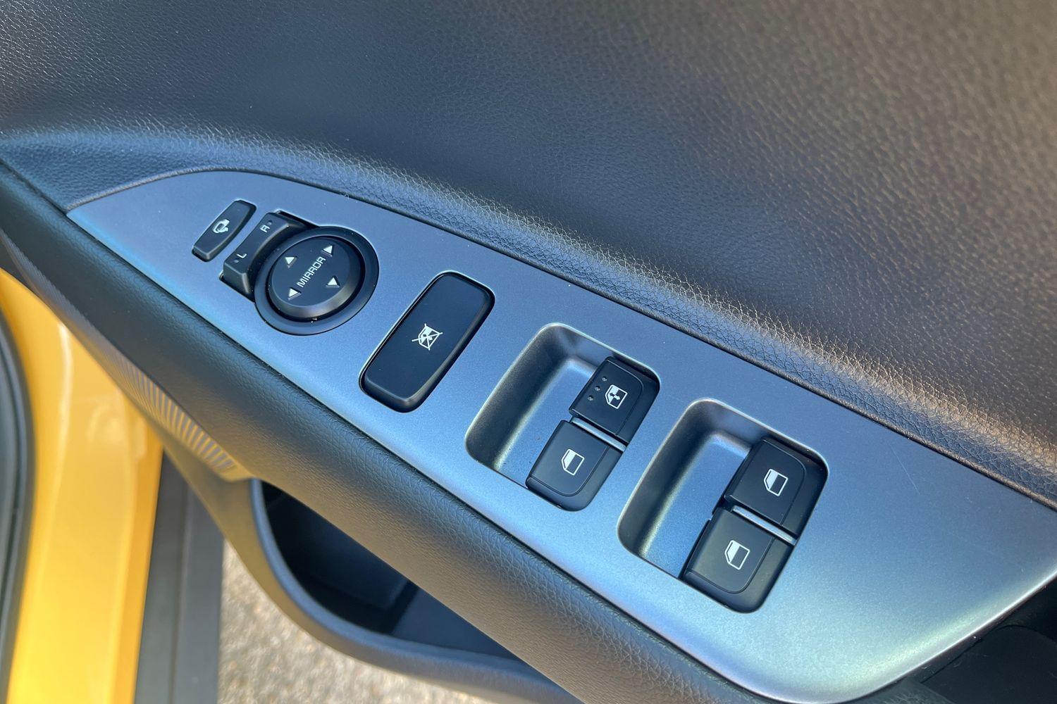 Kia STONIC Photo 15