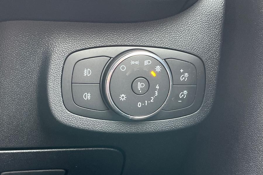 Ford FIESTA Photo autoimg-1fc890abd6142d923df02679cba421e68b851b04.jpg