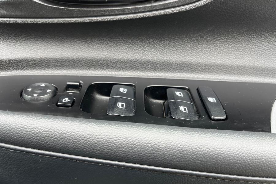 Hyundai I20 Photo autoimg-1fc897f6f90396eda8e4e7e0301d449f941944b8.jpg