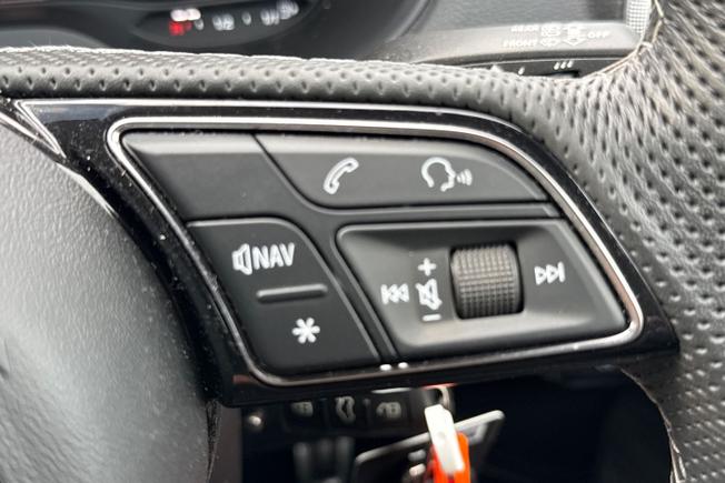 AUDI Q2 Photo 17