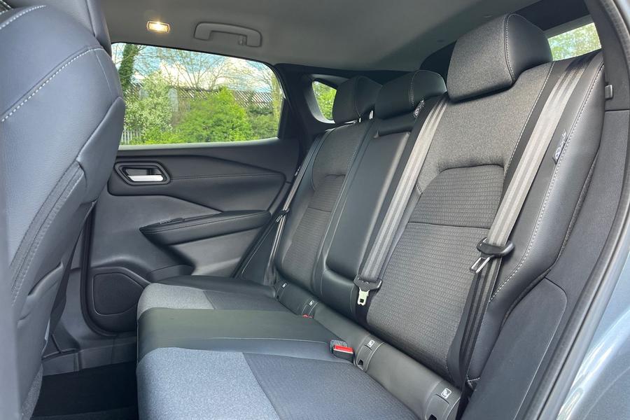 Nissan Qashqai Photo autoimg-1fce63d887719313cfe02683597a5548c8a77762.jpg