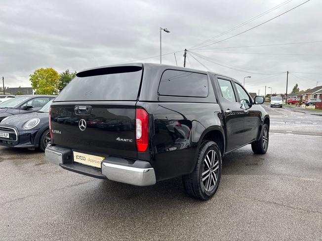 MERCEDES-BENZ X Class Photo 44