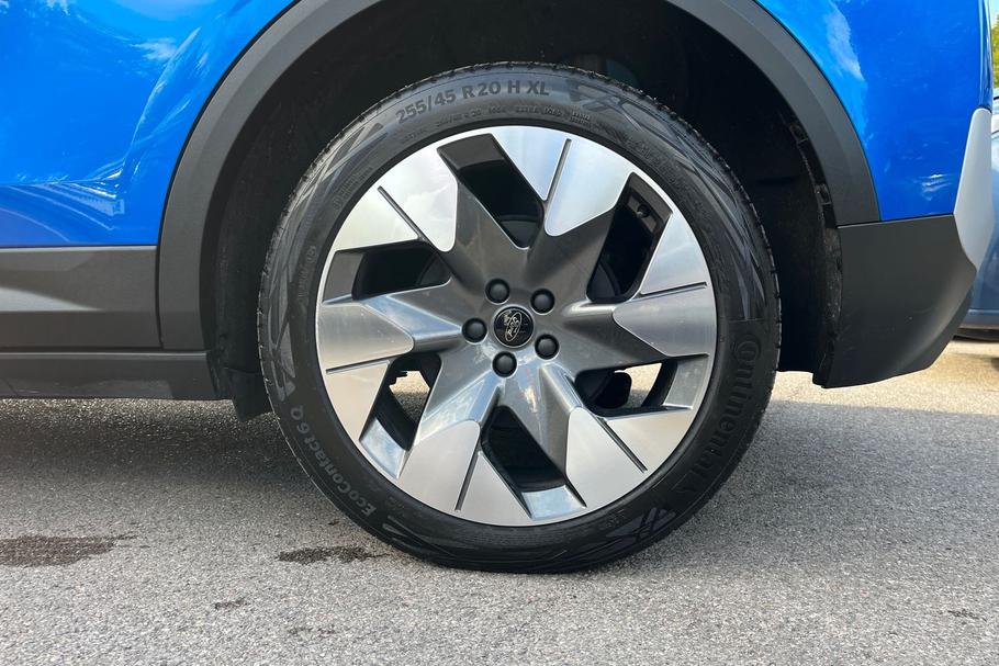 Used Ford EXPLORER 8