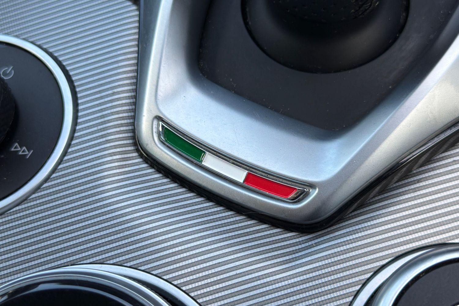 Alfa Romeo STELVIO Photo 39