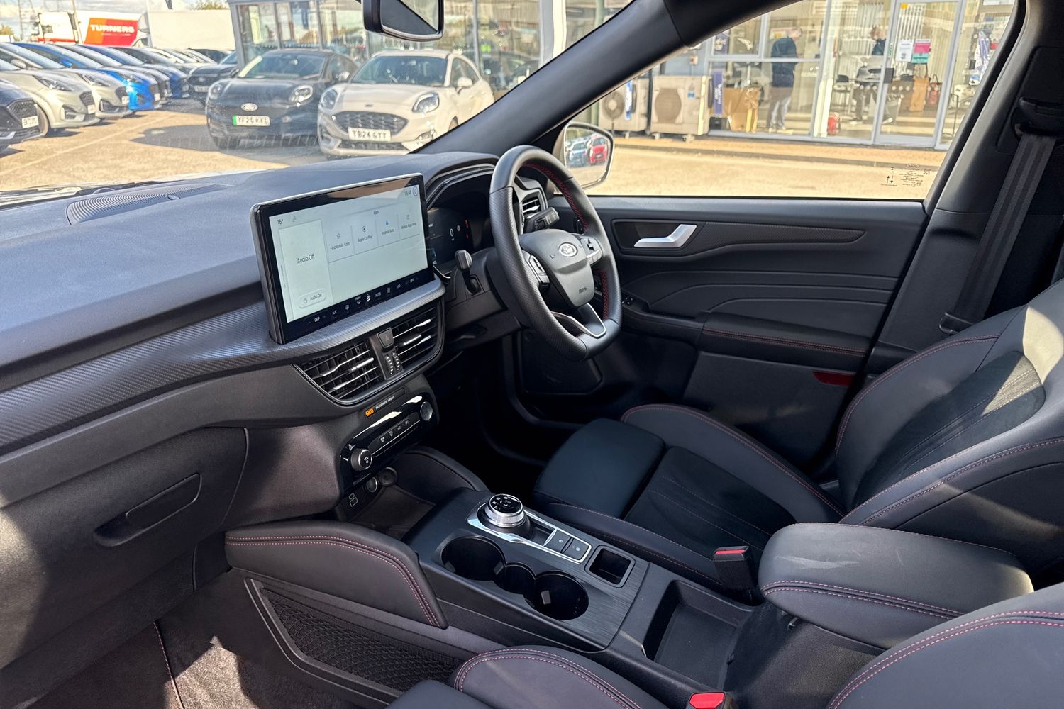 Ford KUGA Photo 17