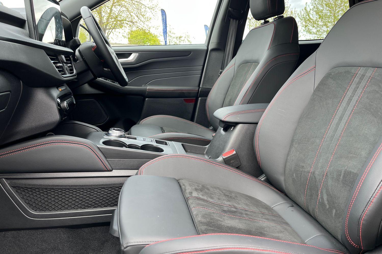 Ford Kuga Photo 18