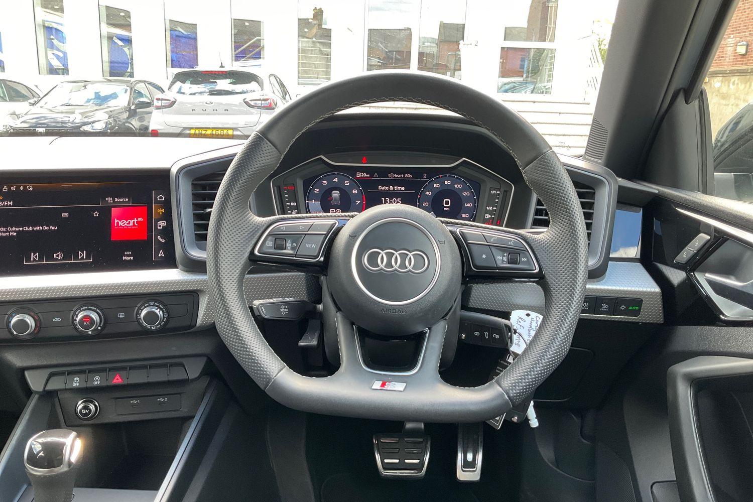 Audi A1 Photo 11