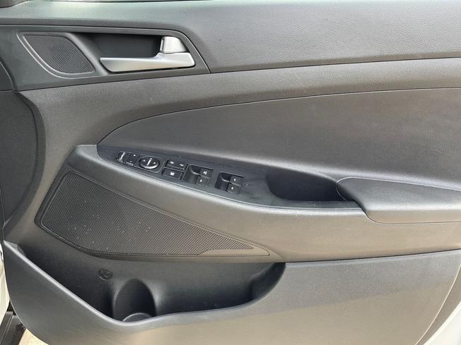 HYUNDAI Tucson Photo 29