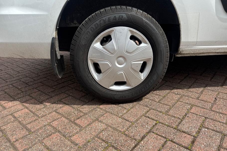 Used FORD TRANSIT CUSTOM BK22URF 22