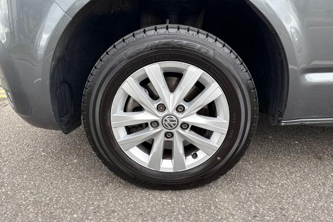 VOLKSWAGEN Transporter Photo 23