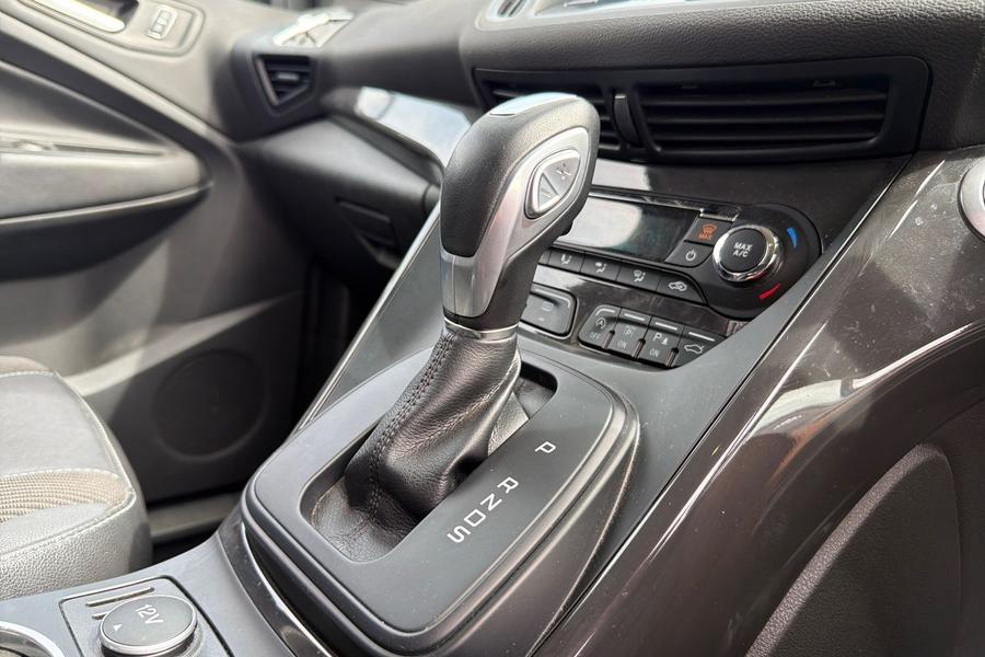 Ford KUGA Photo autoimg-1fe42d86a0ddb48cb90613709a550e695d2a81cf.jpg