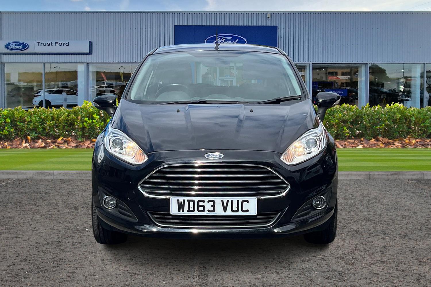 Ford FIESTA Photo 5