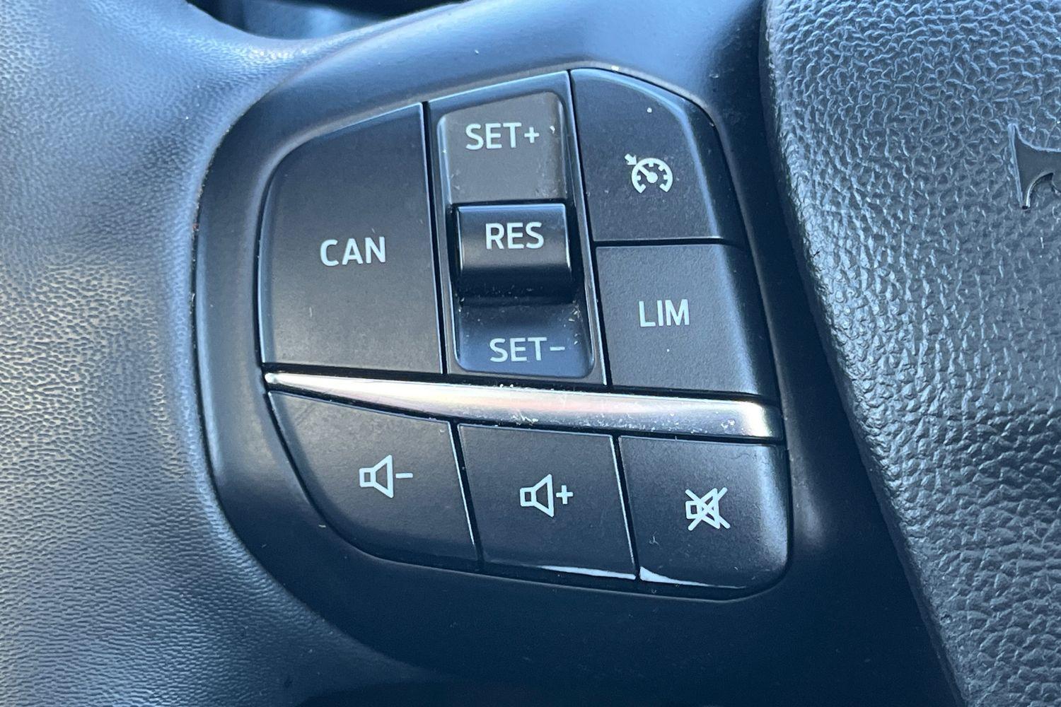 Ford FOCUS Photo 41
