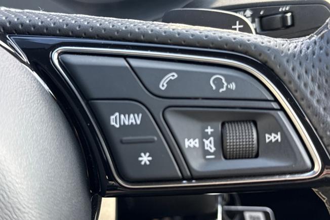 Audi Q2 Photo 17