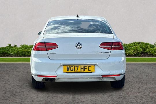 Volkswagen Passat Photo autoimg-1fecb534dc81d92e228bd2f6a98c8a9bea973476.jpg