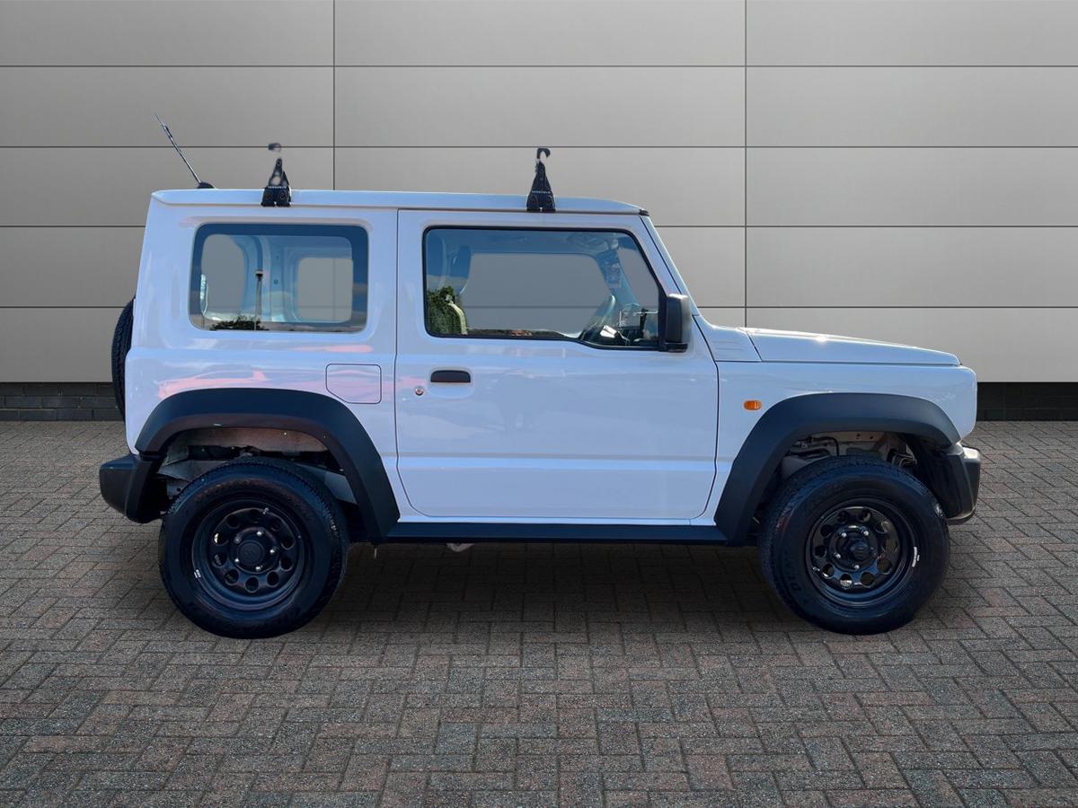 Suzuki Jimny Photo 5