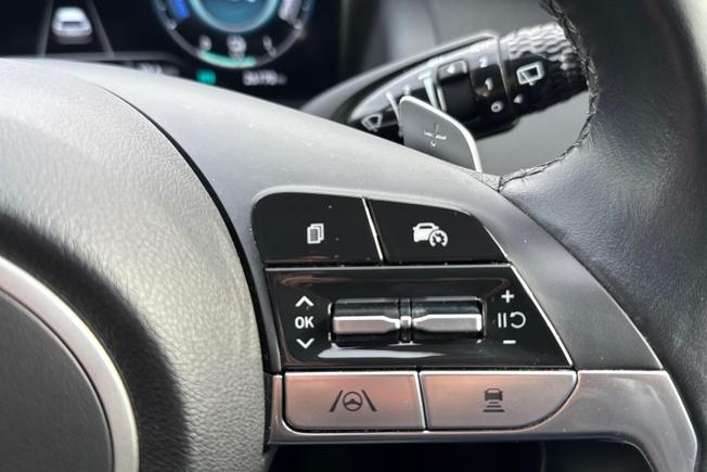 HYUNDAI Tucson Photo 17