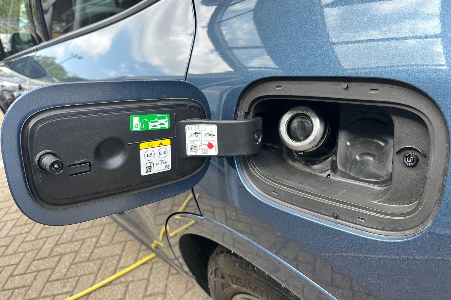 Ford Kuga Photo 35
