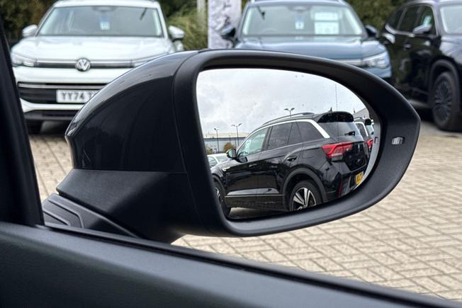 Volkswagen Golf Photo 33