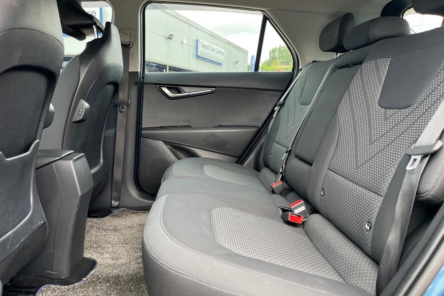 Kia NIRO Photo autoimg-1ff7b3ee916cf5fee068a9394e2b8f1c50968685.jpg