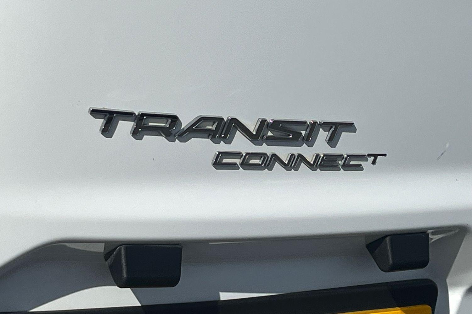 Ford TRANSIT CONNECT Photo 19