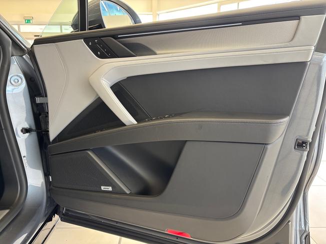 PORSCHE Cayenne Photo 20