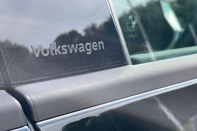 VOLKSWAGEN ID.3 Photo 23
