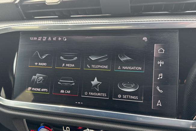 Audi Q3 Photo 57