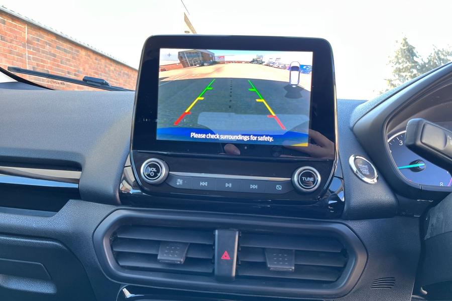 Ford EcoSport Photo autoimg-2002e46906ae9cb12aca871058b3f5cc523b1f7f.jpg