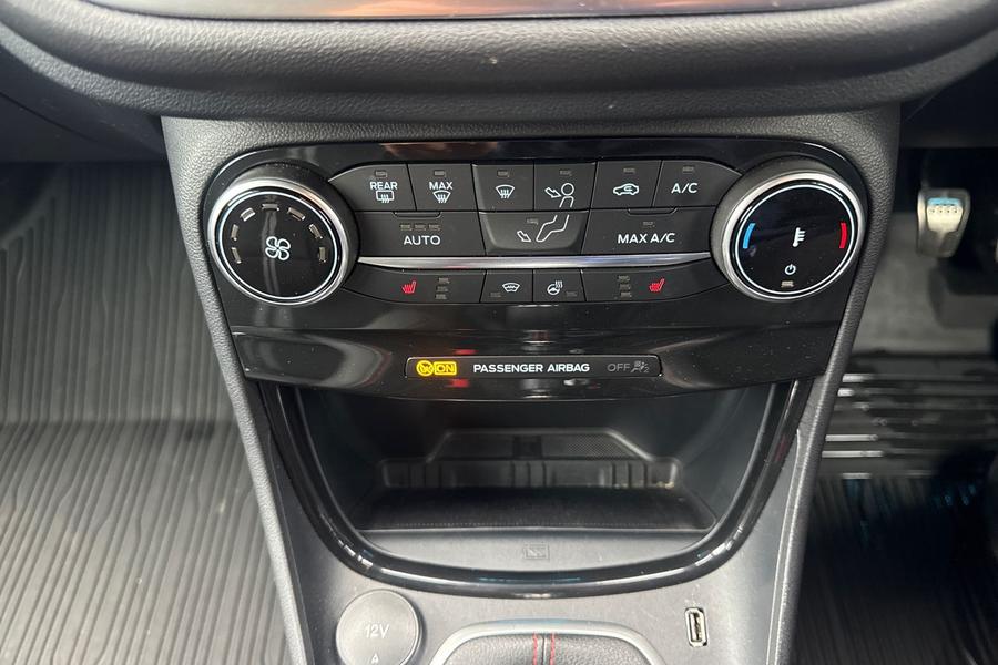 Ford PUMA Photo autoimg-2003c90a5e8f5802d37061f83b5d6045ae71888c.jpg