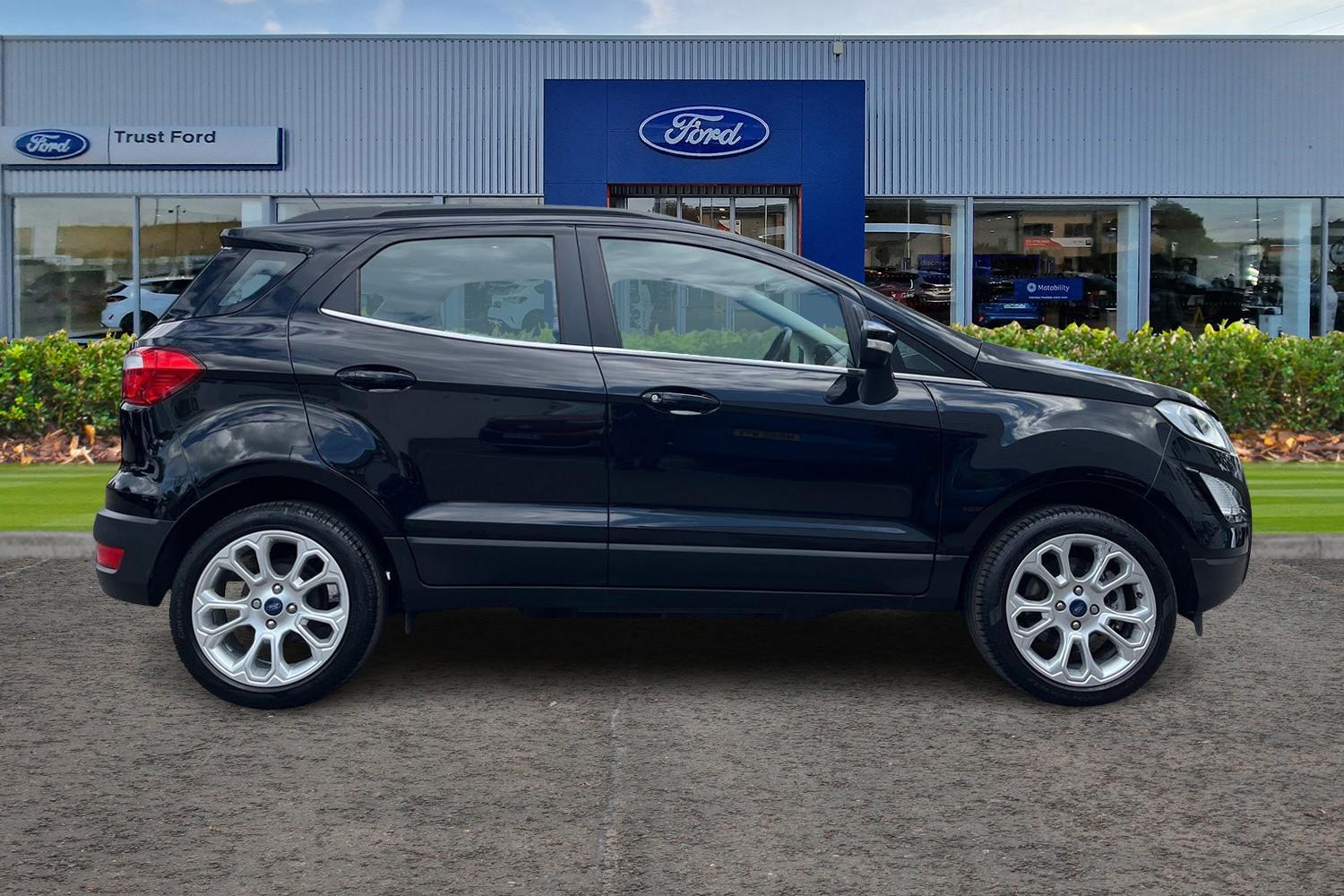 Ford ECOSPORT Photo 2