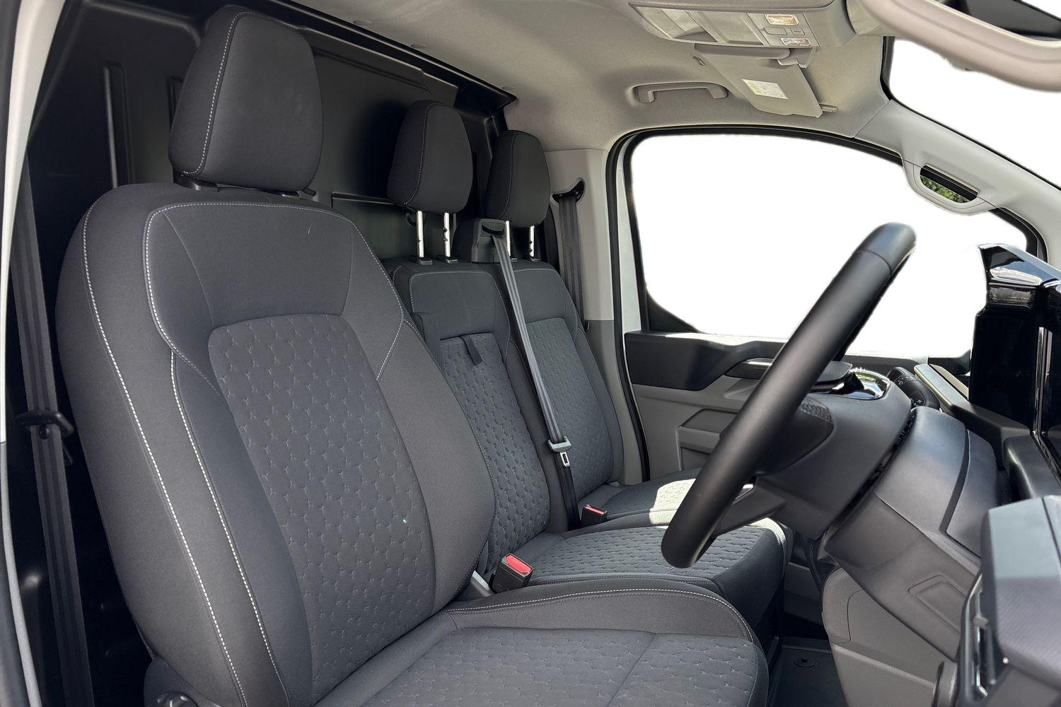 Ford TRANSIT CUSTOM Photo 10