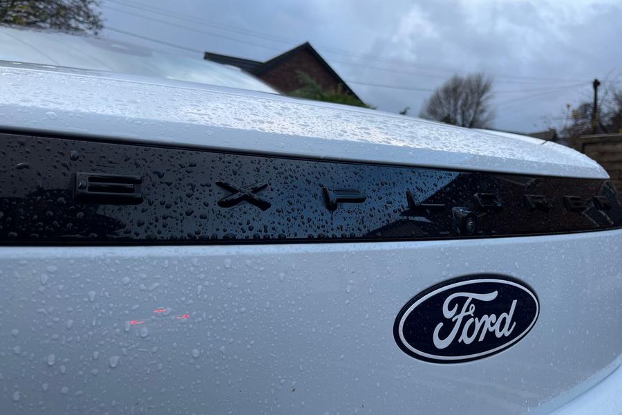 Ford Explorer Photo autoimg-201013a4be3dae5d69d6a1e99281597a7dee7695.jpg