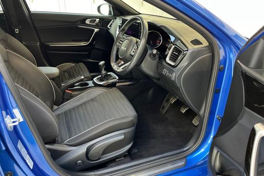 Kia Ceed Photo autoimg-20128353ea4e6fd5a0cf40aa2815ce60f1b57891.jpg