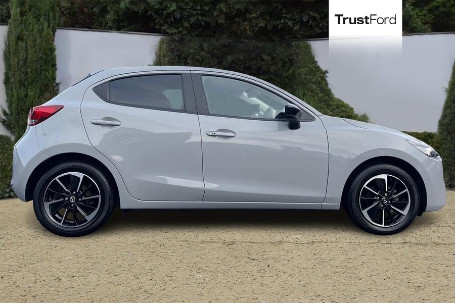Mazda 2 Photo autoimg-2014ebc0a1084af7f45a654218344114890909c8.jpg