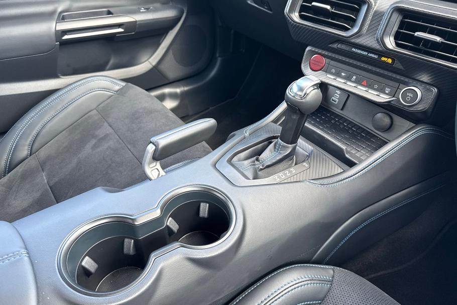 Used Ford MUSTANG 32