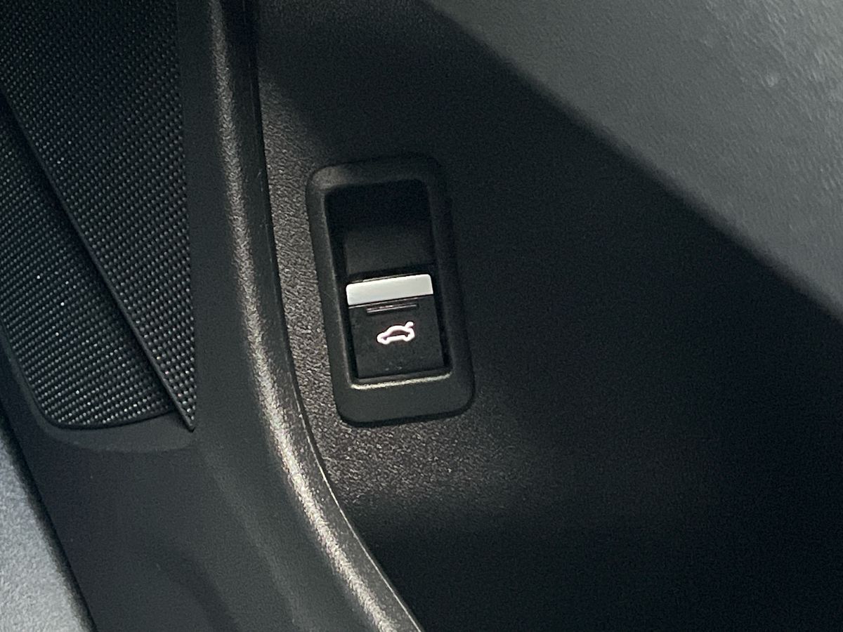 Audi Q4 e-tron Photo 29