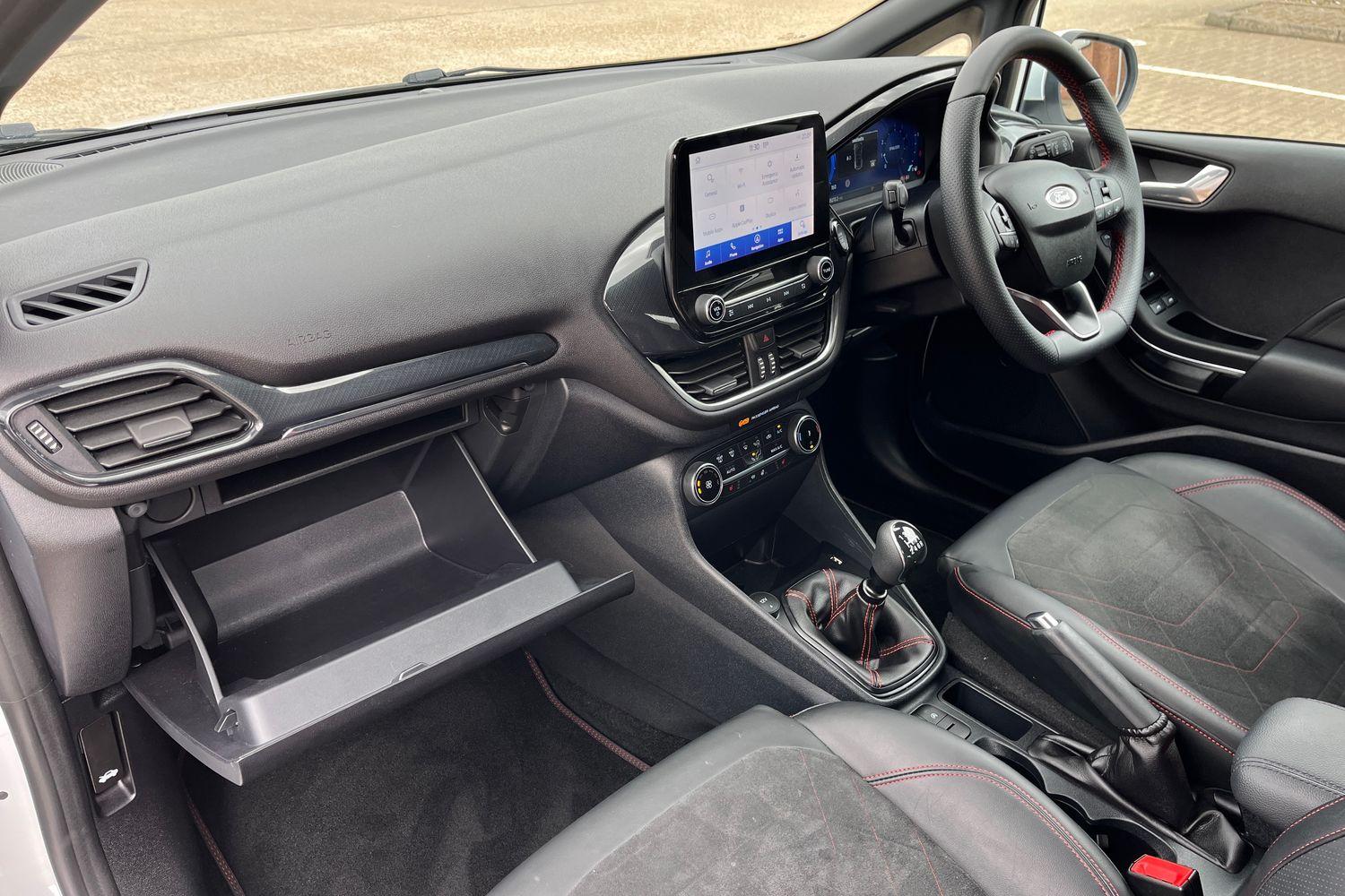Ford Fiesta Photo 36