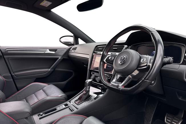 VOLKSWAGEN Golf Photo 6
