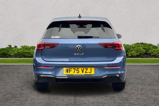 Volkswagen Golf Photo autoimg-2020c6b113e7bff2e559e27783d9499eff745faa.jpg