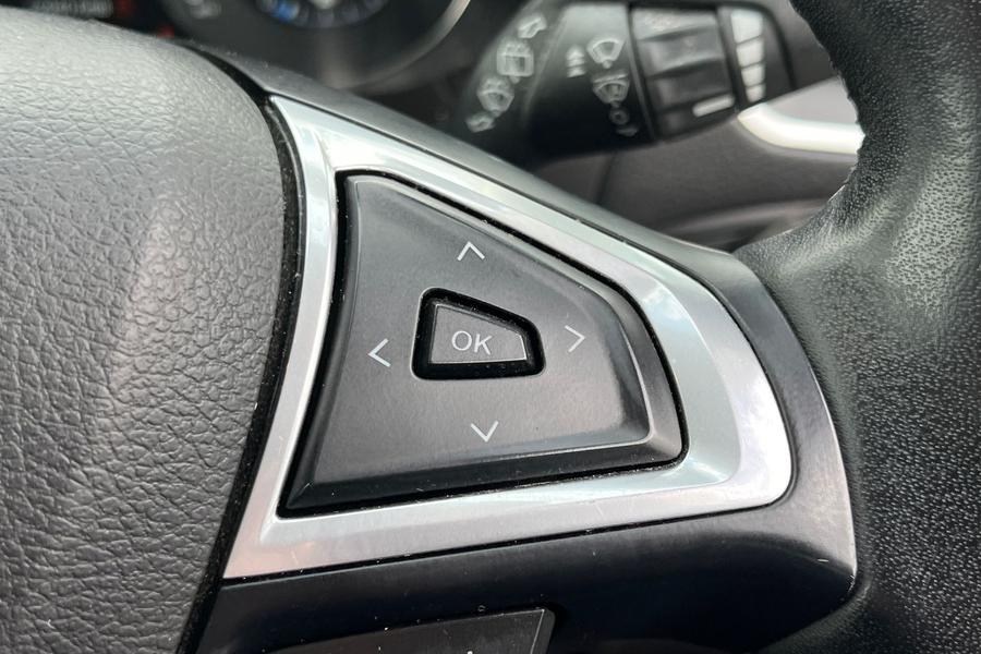 Ford GALAXY Photo autoimg-2021e347e26816f87856b51dd2b8a4bf186ee4da.jpg