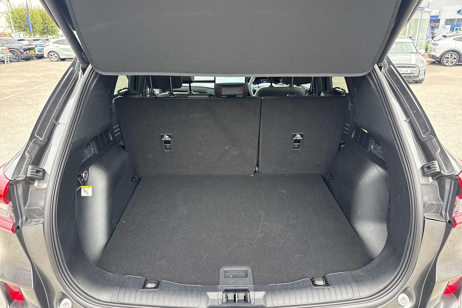 Ford KUGA Photo 20