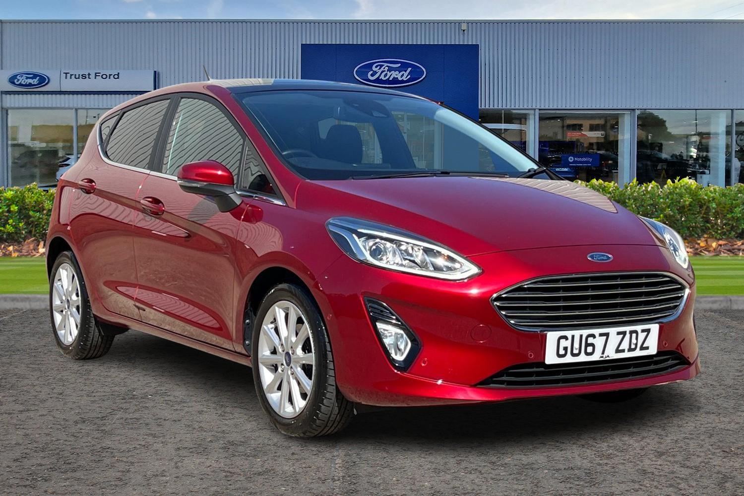 Ford Fiesta Photo 0