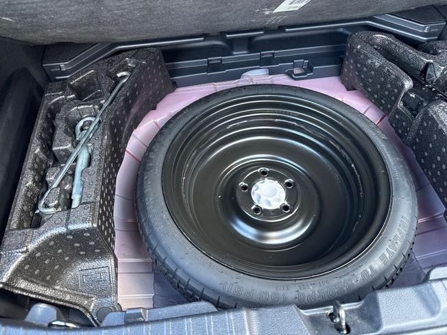 TOYOTA Corolla Photo 42