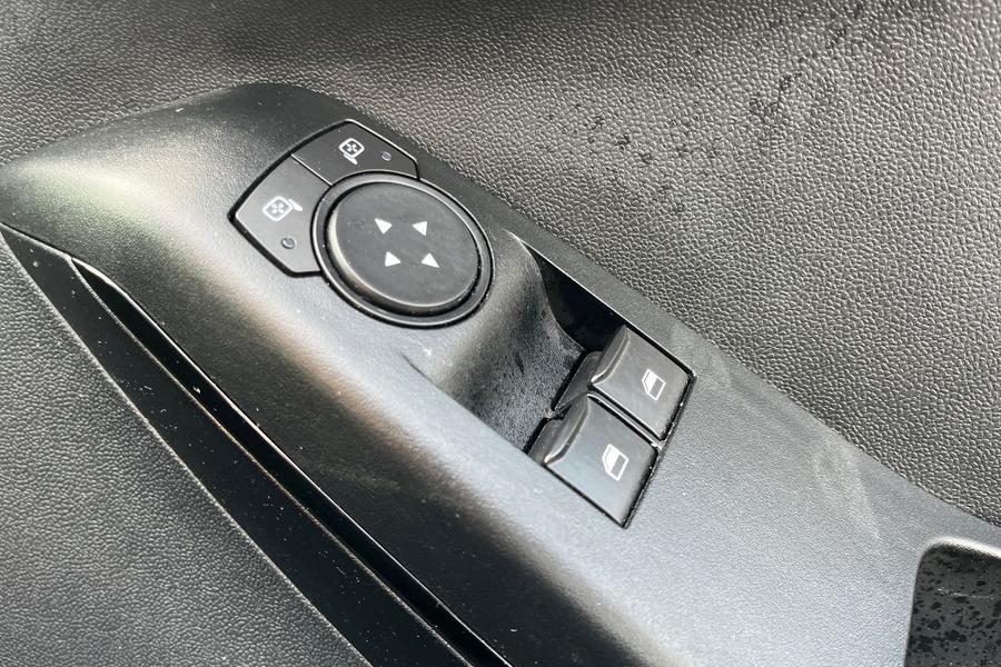Ford FIESTA Photo autoimg-202c07e98d3fcc00ade7ec35c314155666ffd8ab.jpg